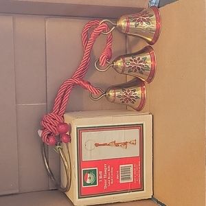 VINTAGE SANTAS WORLD 3 SOLID BRASS BELLS POINSETTIAS DOOR HANGER KURT'S ADLER